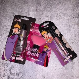 Disney Villains Evil Queen Ultra Shimmer Gloss, Lip Gloss & Kabuki Brush